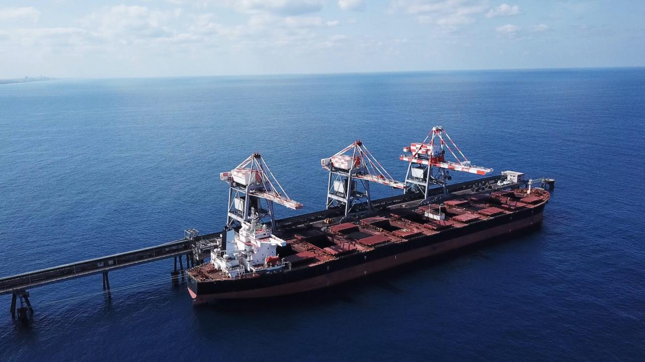 Baltic Dry Index Falls to 2-Month Low